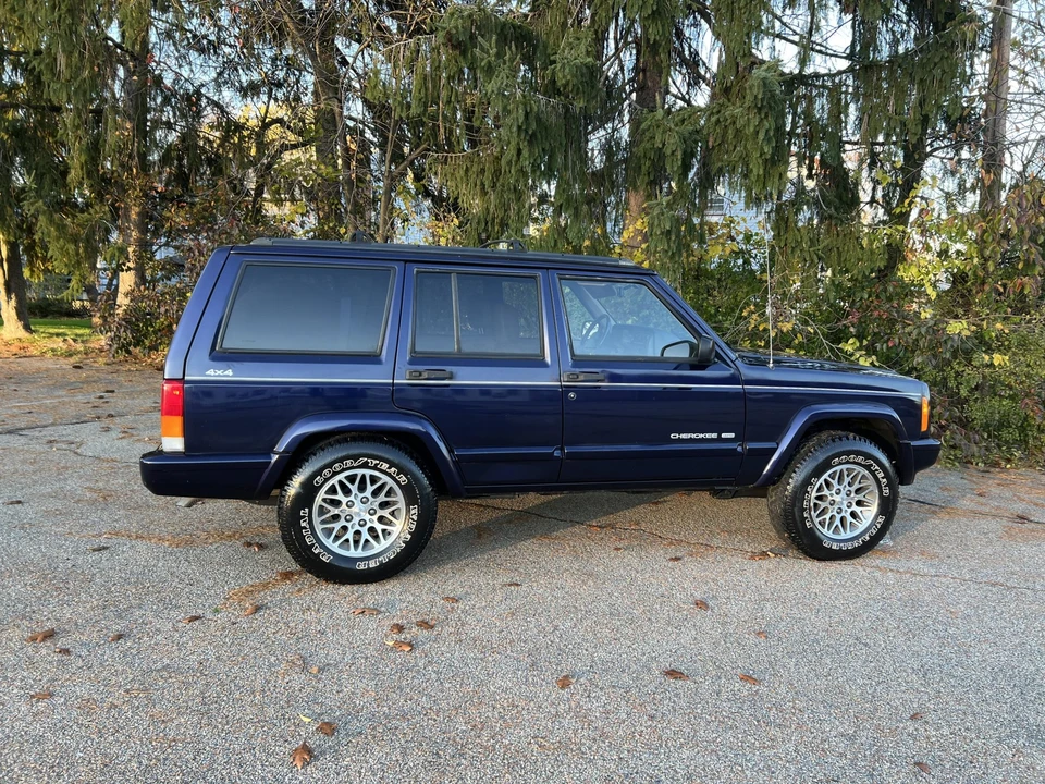 1998 Jeep XJ Cherokee - Image 23 of 31