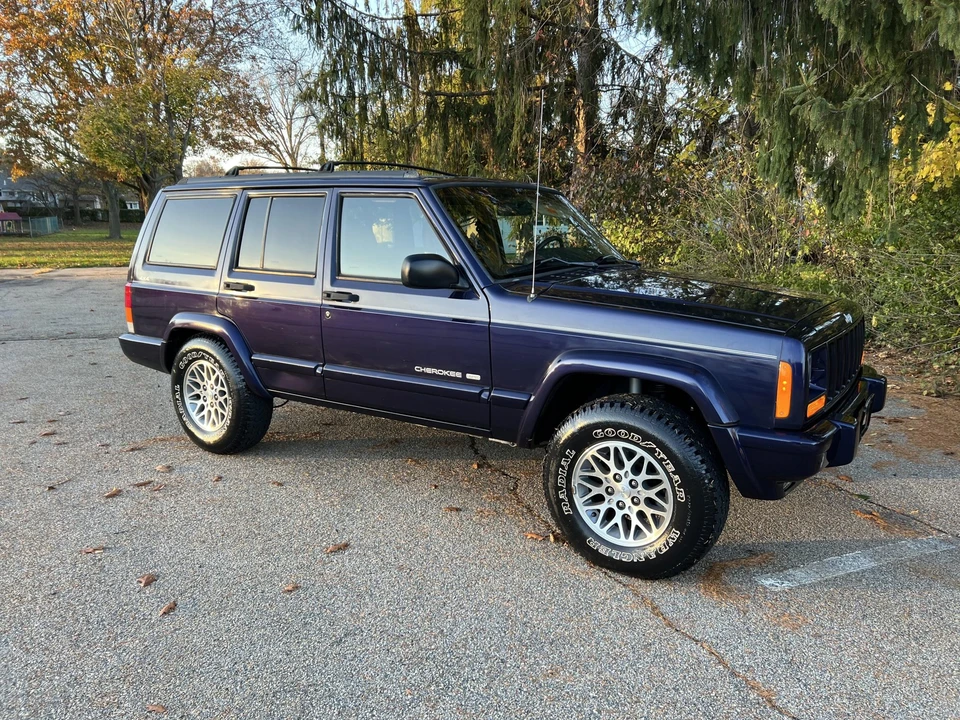 1998 Jeep XJ Cherokee - Image 16 of 31