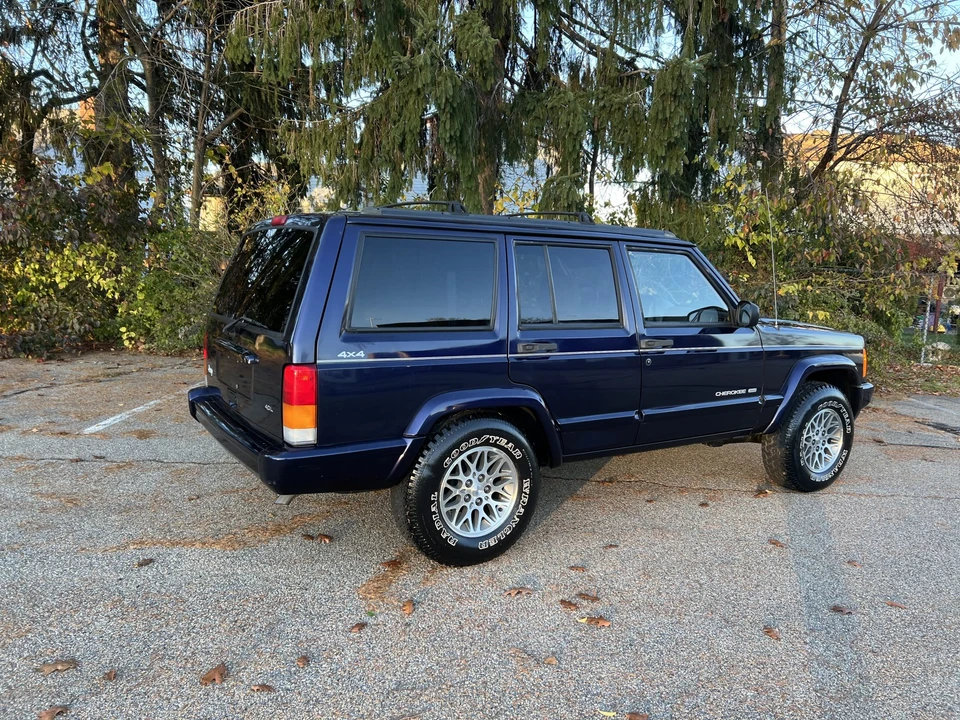 1998 Jeep XJ Cherokee - Image 24 of 31