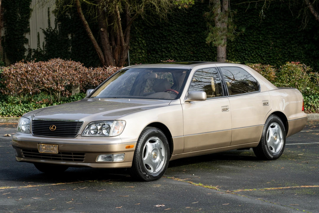1998 Lexus LS 2nd Gen - Image 2 of 31