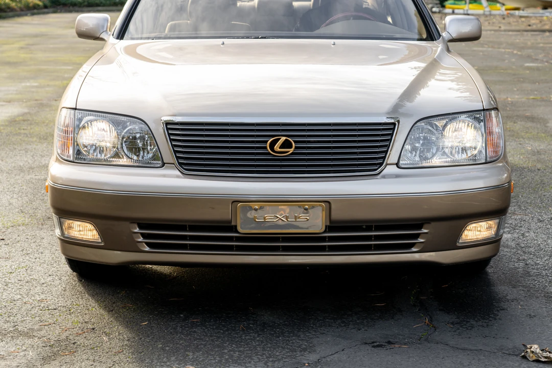 1998 Lexus LS 2nd Gen - Image 19 of 31