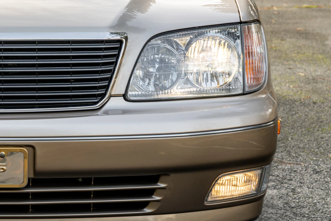 1998 Lexus LS 2nd Gen - Image 21 of 31