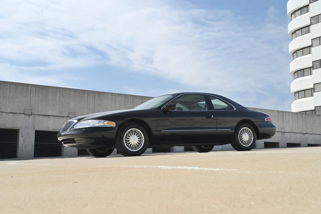 1998 Lincoln Continental Mark VIII - Image 5 of 31