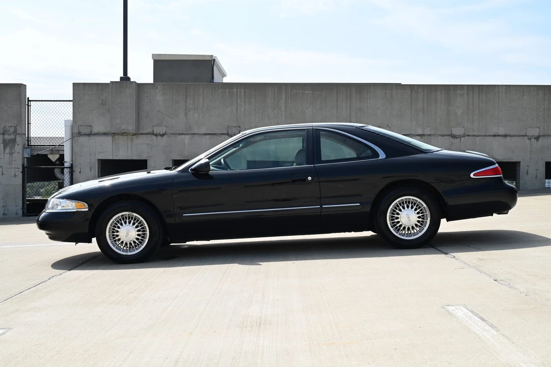 1998 Lincoln Continental Mark VIII - Image 6 of 31