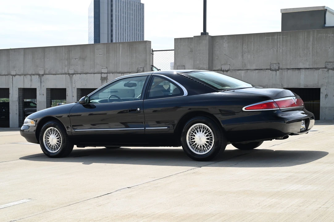 1998 Lincoln Continental Mark VIII - Image 8 of 31
