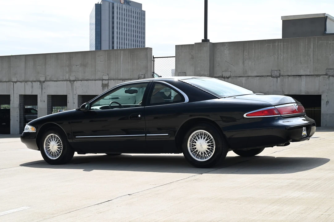 1998 Lincoln Continental Mark VIII - Image 7 of 31