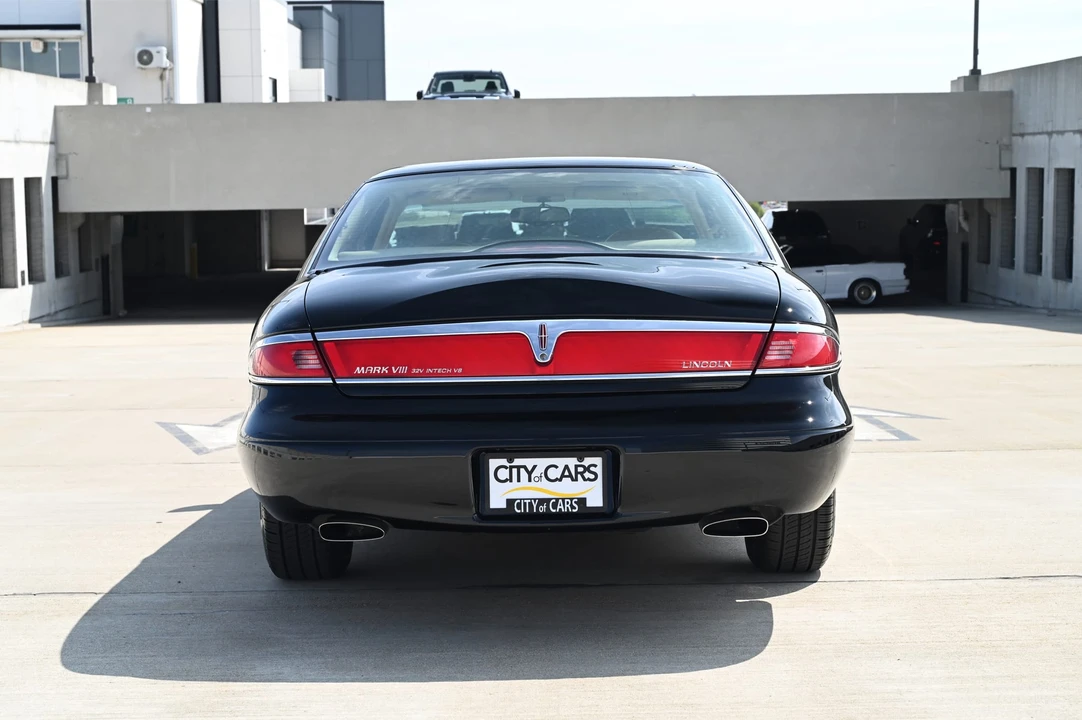 1998 Lincoln Continental Mark VIII - Image 11 of 31
