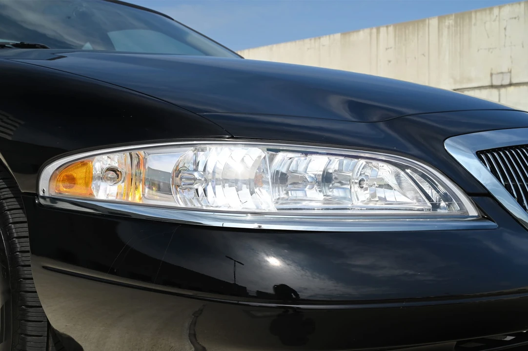 1998 Lincoln Continental Mark VIII - Image 28 of 31