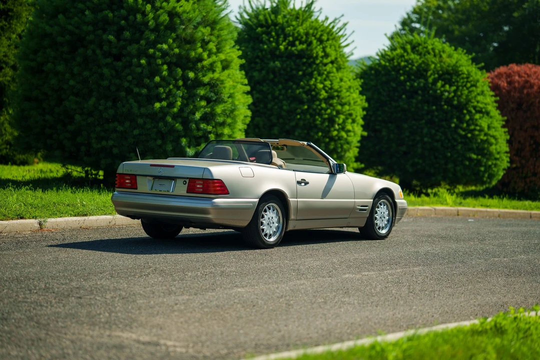 1998 Mercedes-Benz R129 SL-Class - Image 12 of 31