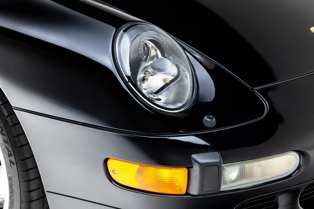 1998 Porsche 993 Carrera 4S - Image 23 of 31