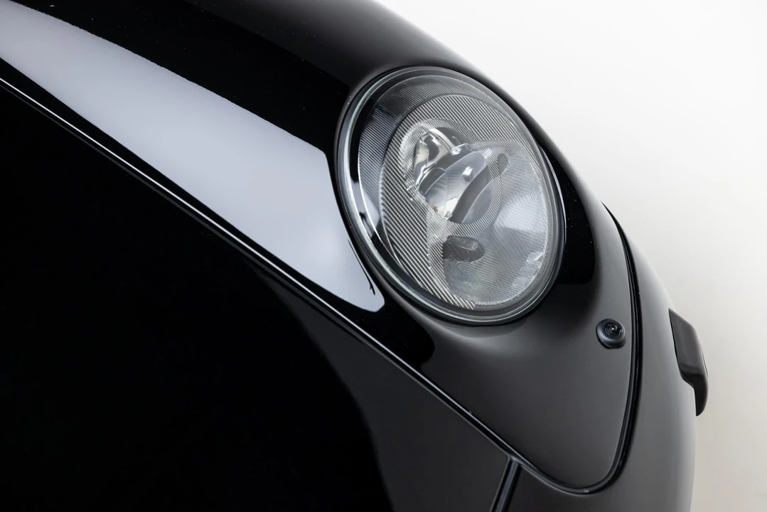 1998 Porsche 993 Carrera 4S - Image 24 of 31