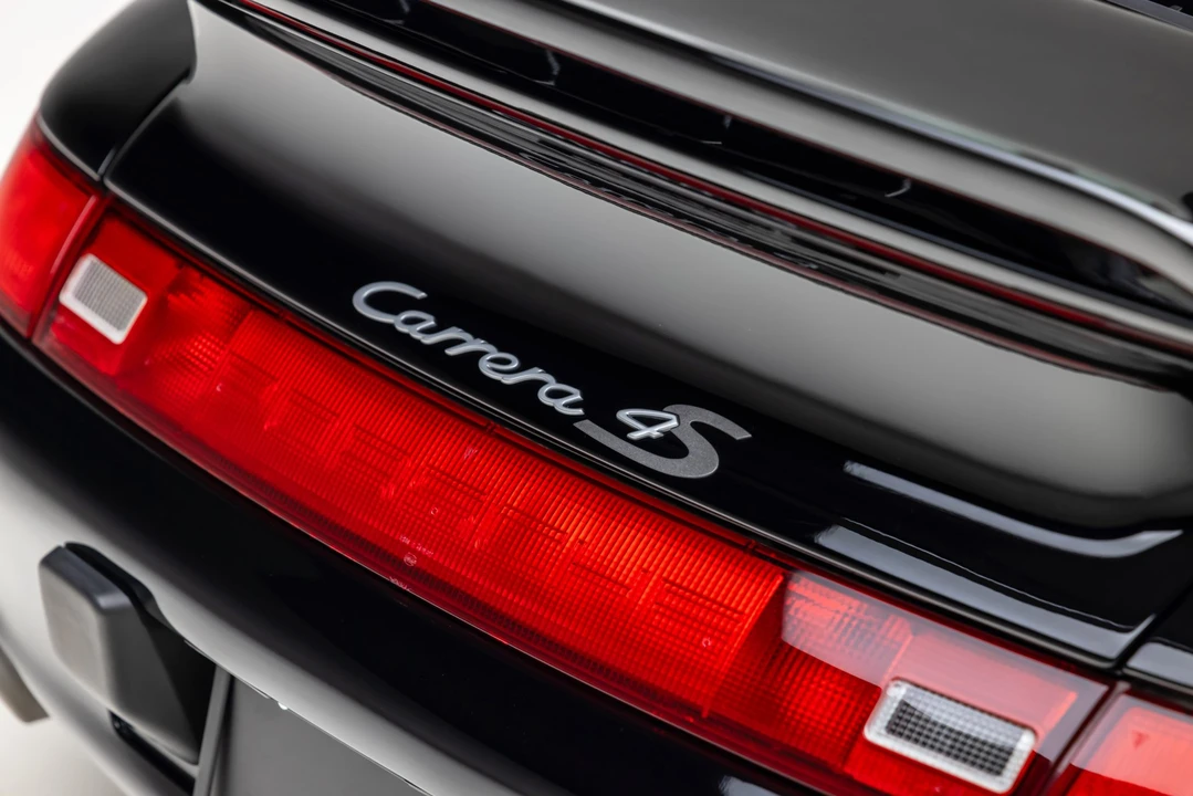 1998 Porsche 993 Carrera 4S - Image 27 of 31