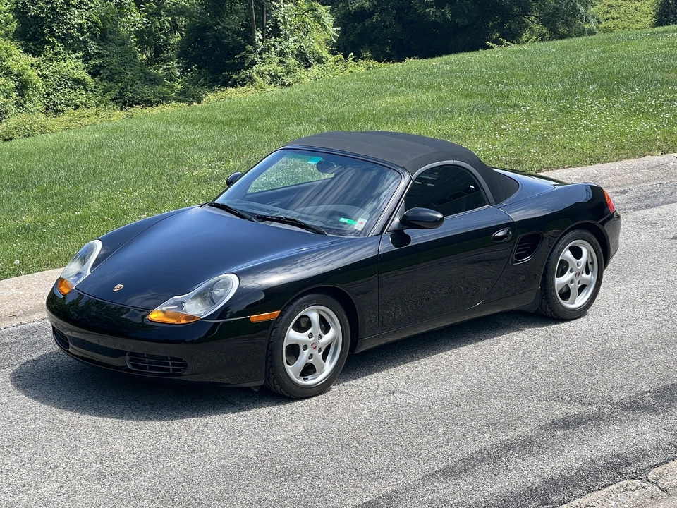 1998 Porsche 986 Boxster - Image 24 of 31