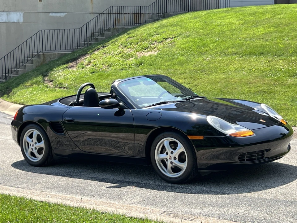 1998 Porsche 986 Boxster - Image 18 of 31