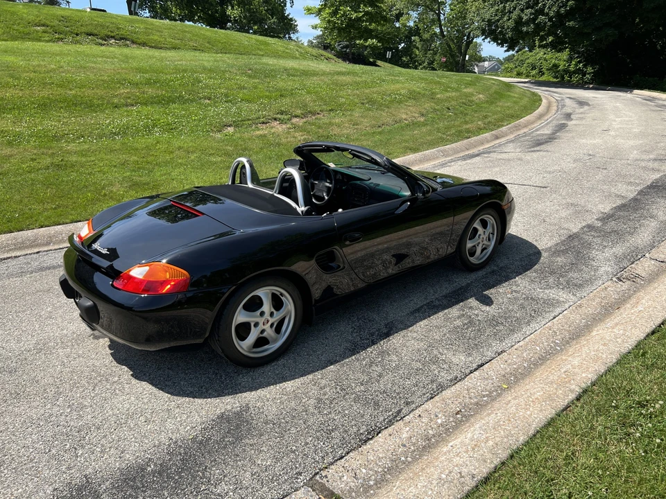 1998 Porsche 986 Boxster - Image 16 of 31