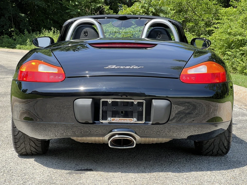 1998 Porsche 986 Boxster - Image 13 of 31