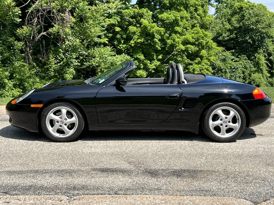 1998 Porsche 986 Boxster - Image 8 of 31