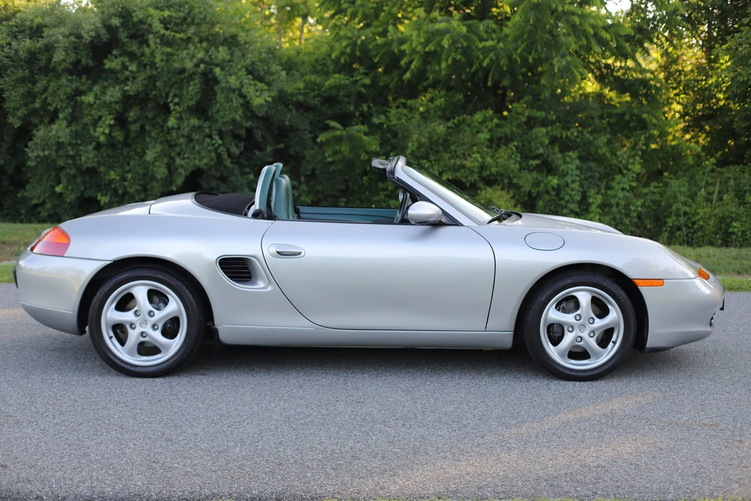 1998 Porsche 986 Boxster - Image 13 of 31