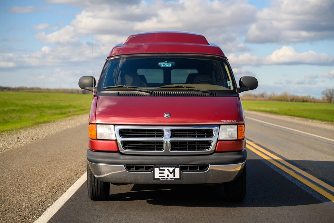 1999 Dodge Ram Van - Image 4 of 31