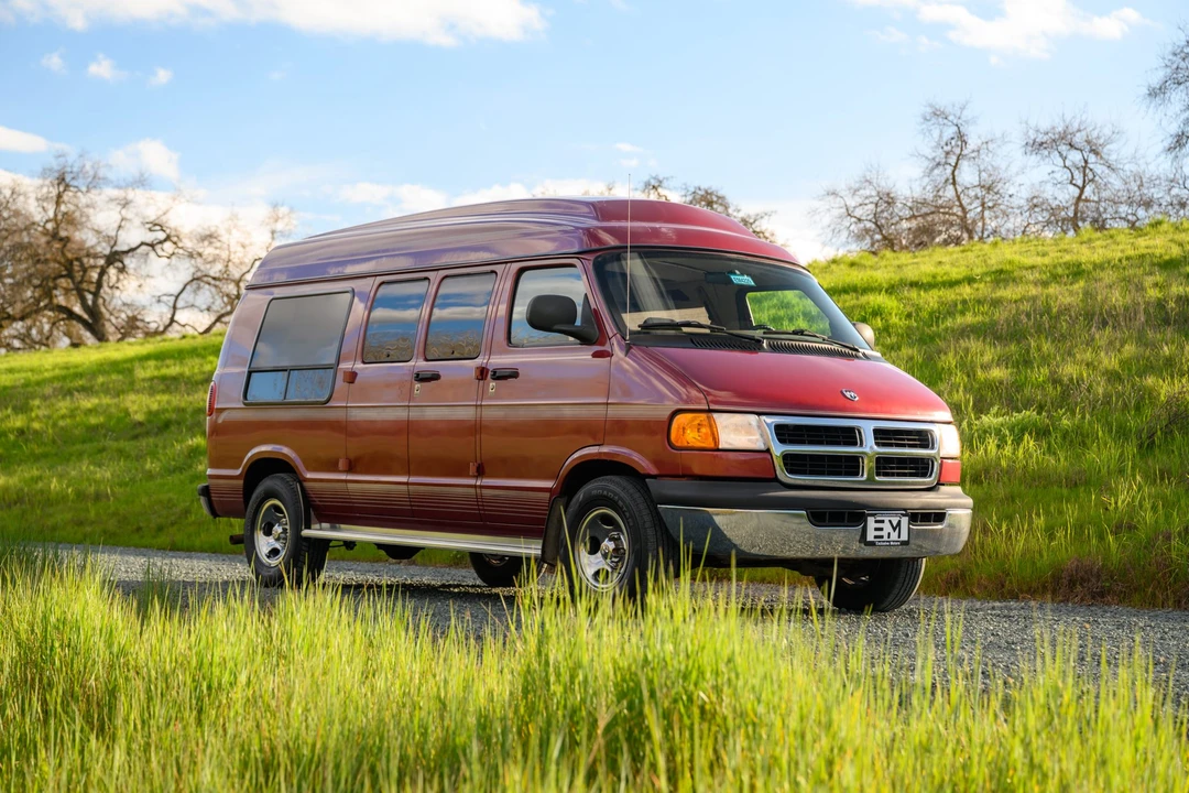 1999 Dodge Ram Van - Image 30 of 31