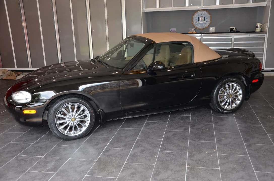 1999 Mazda NB MX-5 Miata - Image 12 of 31