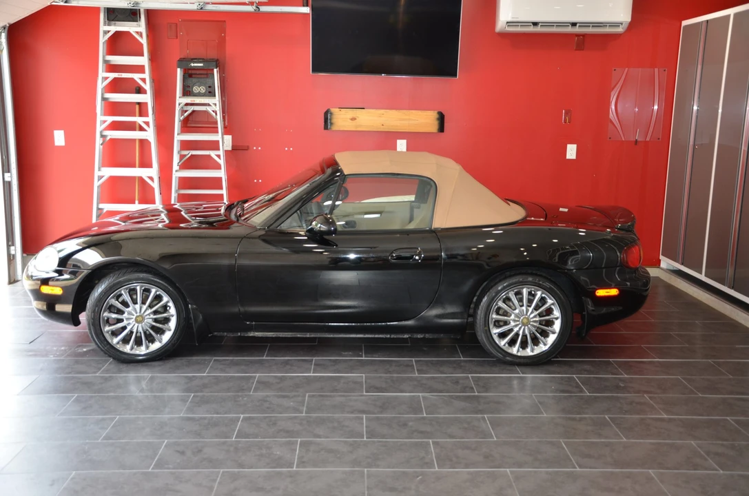 1999 Mazda NB MX-5 Miata - Image 15 of 31