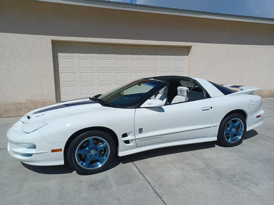 1999 Pontiac Firebird Trans Am 4th Gen - Image 9 of 31