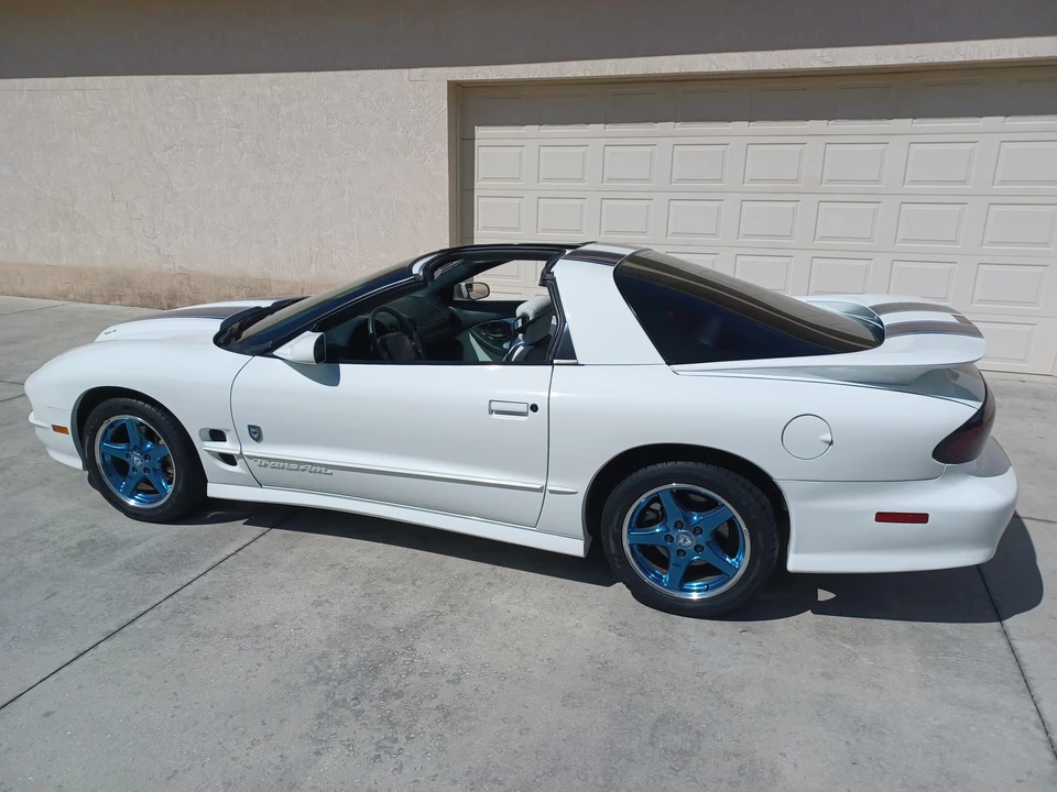 1999 Pontiac Firebird Trans Am 4th Gen - Image 13 of 31