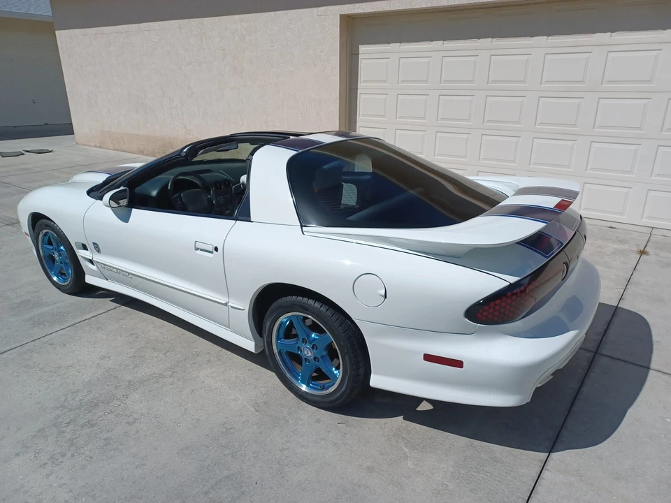 1999 Pontiac Firebird Trans Am 4th Gen - Image 16 of 31