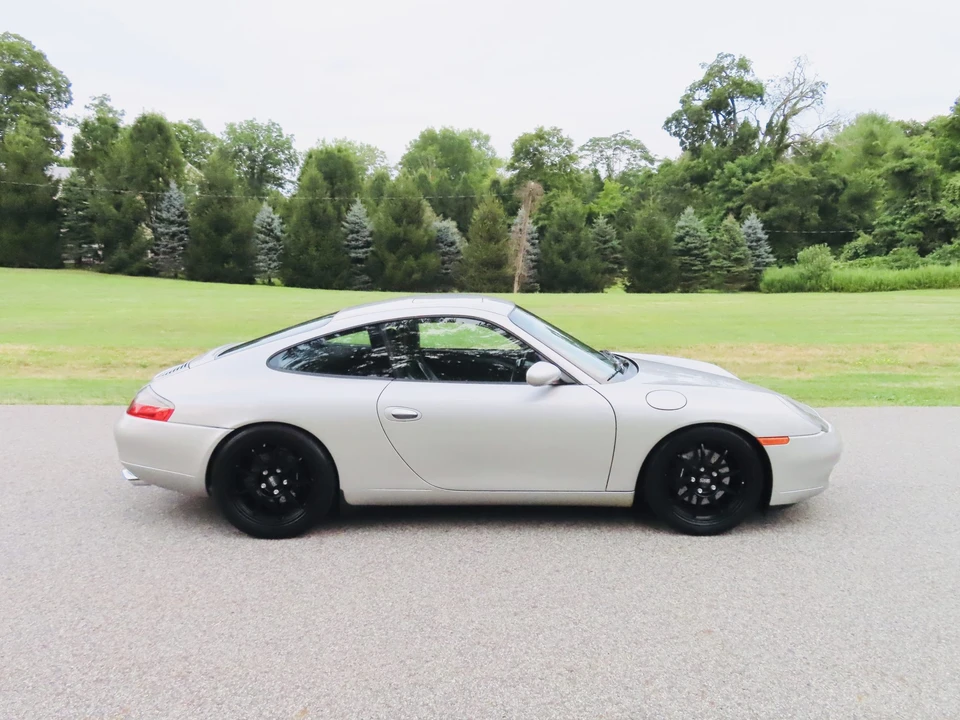 1999 Porsche 996 Carrera - Image 15 of 31