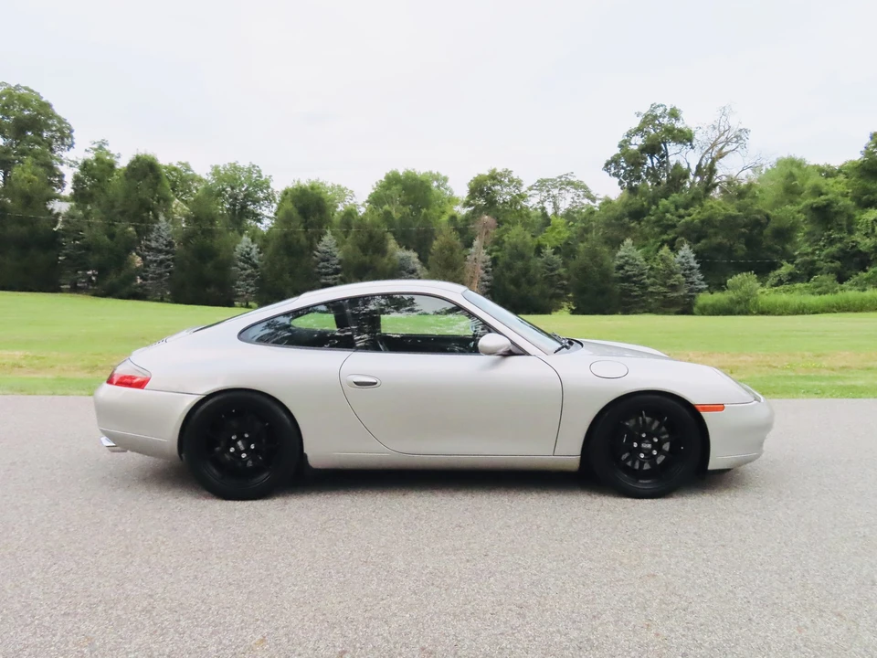 1999 Porsche 996 Carrera - Image 14 of 31