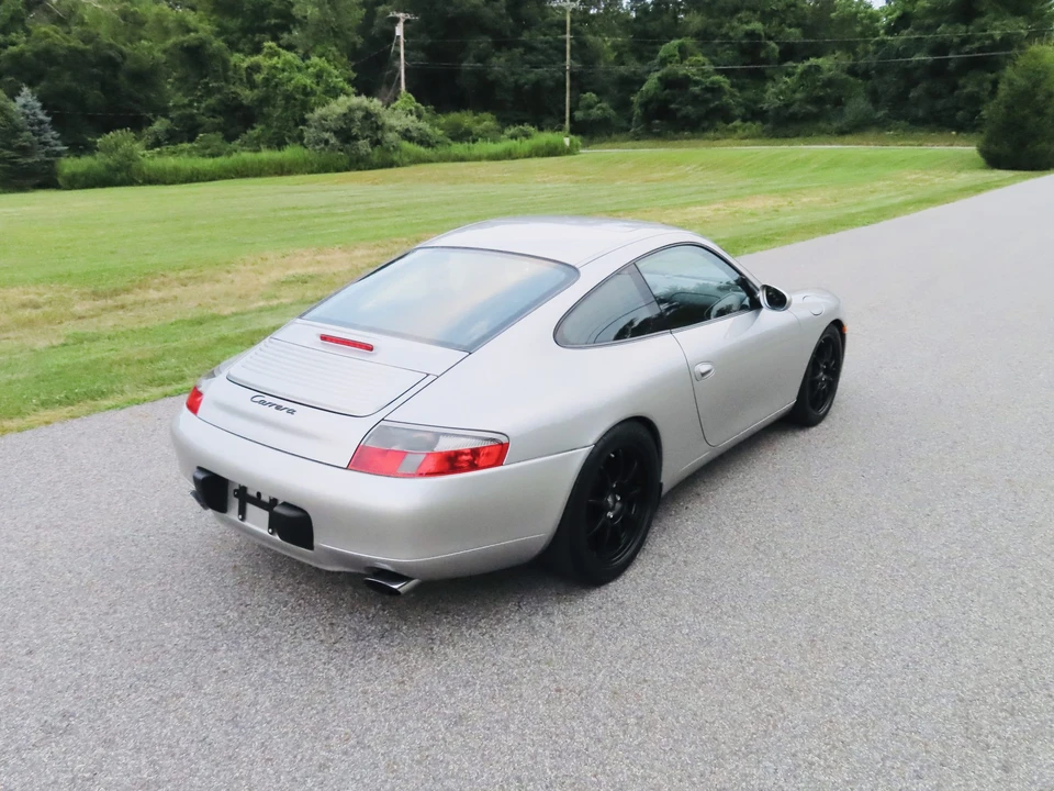 1999 Porsche 996 Carrera - Image 18 of 31