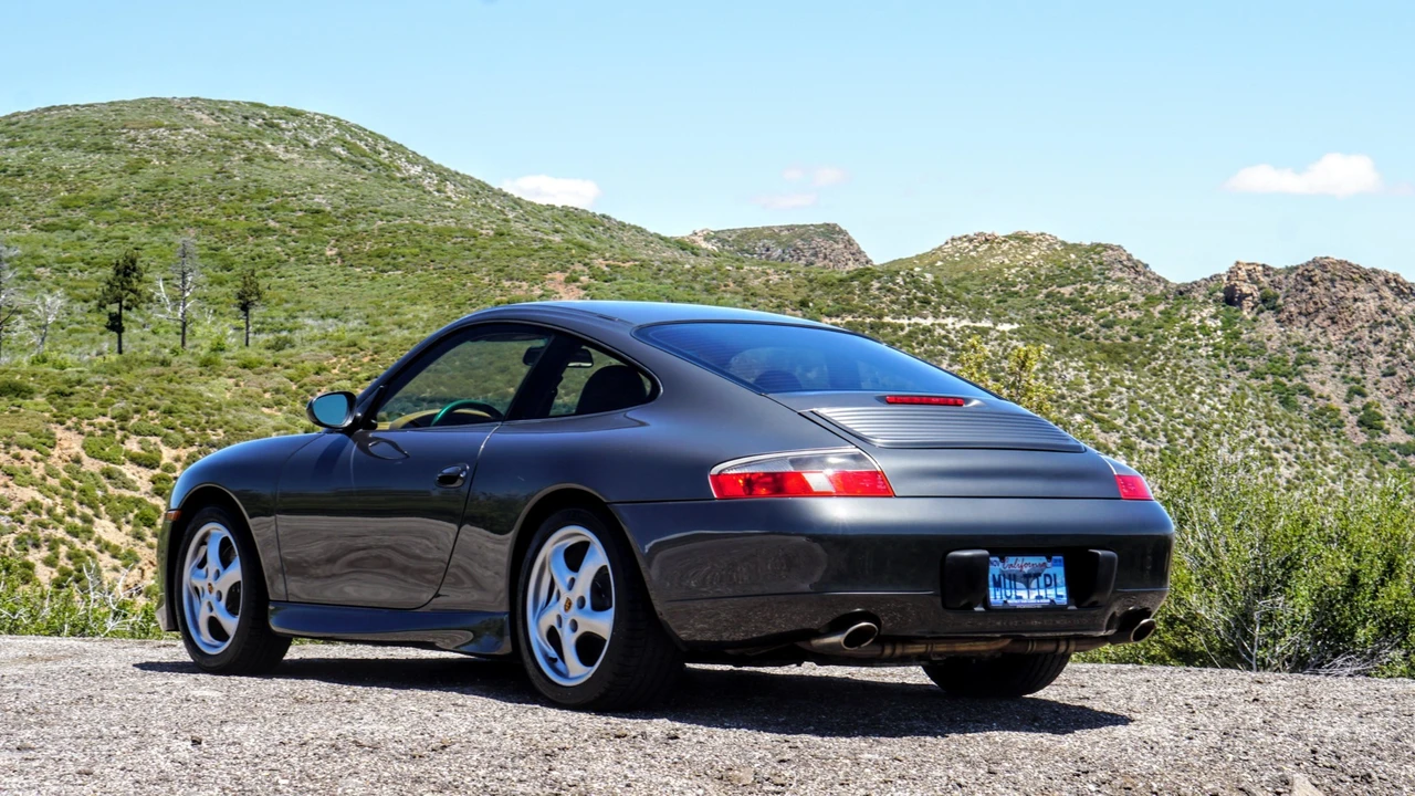 1999 Porsche 996 Carrera - Image 8 of 31