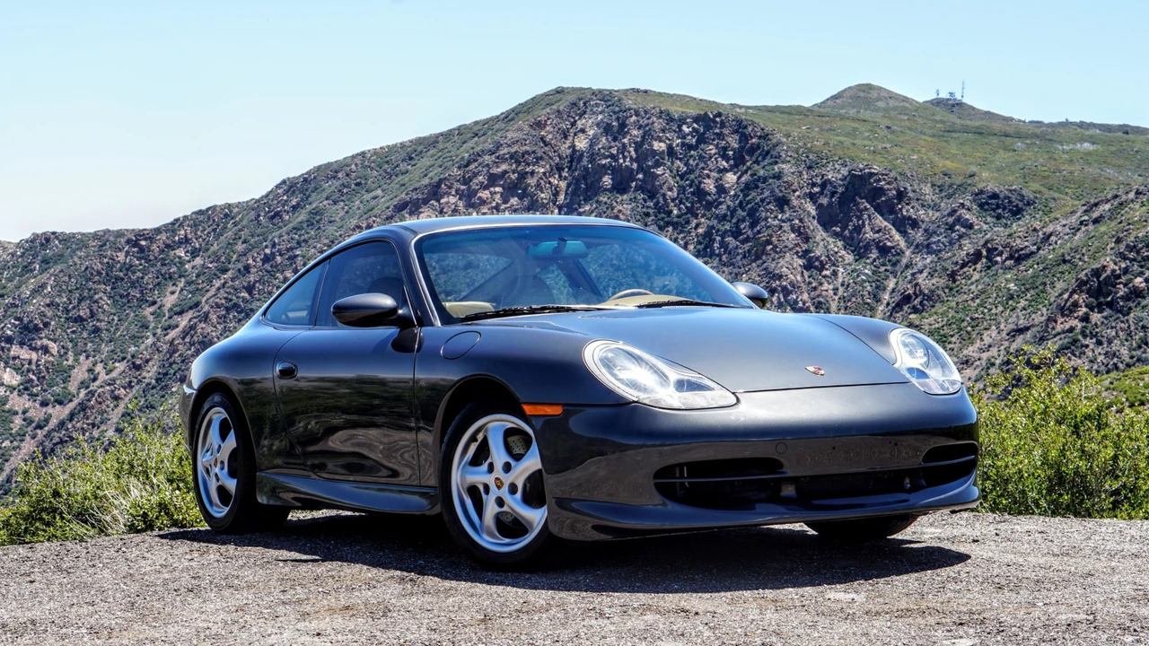 1999 Porsche 996 Carrera - Image 19 of 31