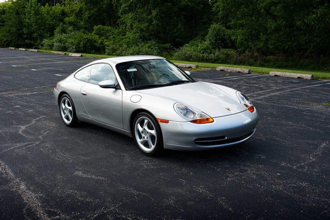 1999 Porsche 996 Carrera - Image 16 of 31