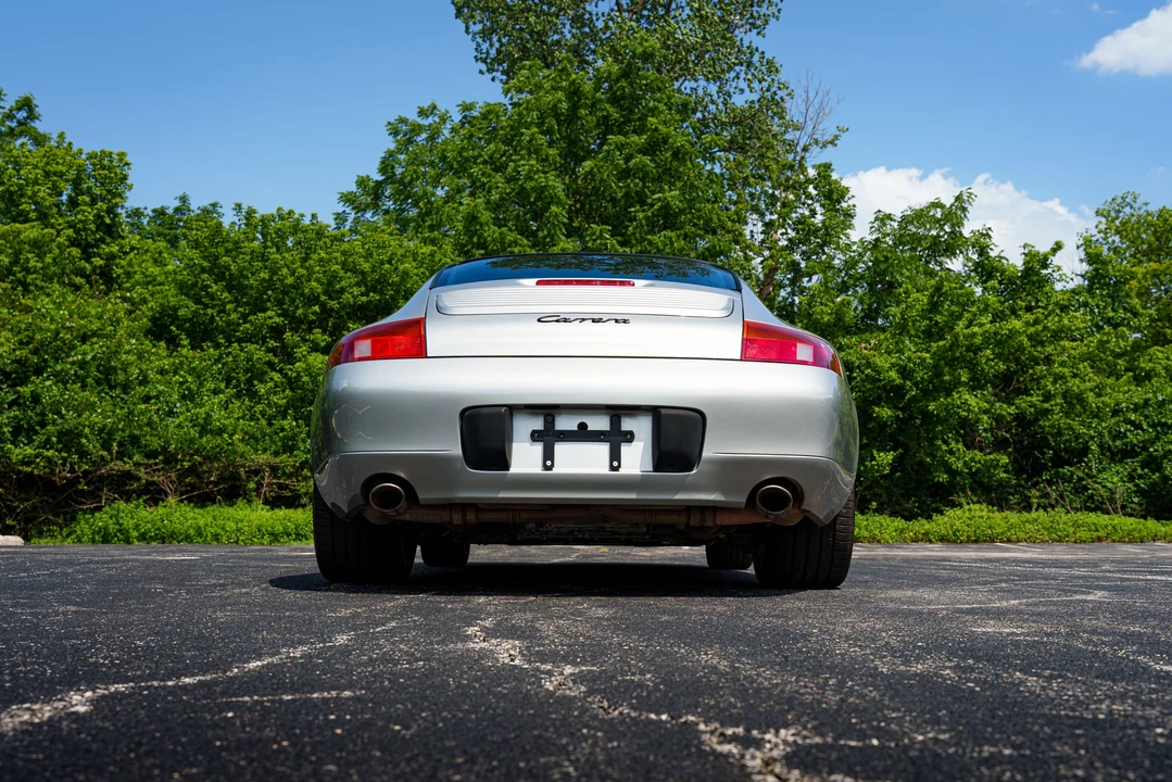 1999 Porsche 996 Carrera - Image 24 of 31