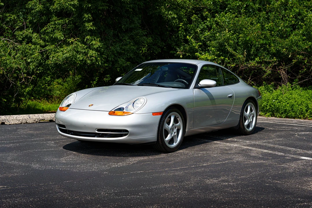 1999 Porsche 996 Carrera - Image 8 of 31