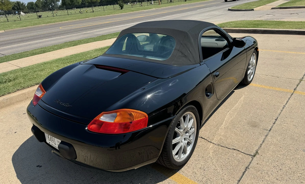 1999 Porsche 986 Boxster - Image 11 of 31