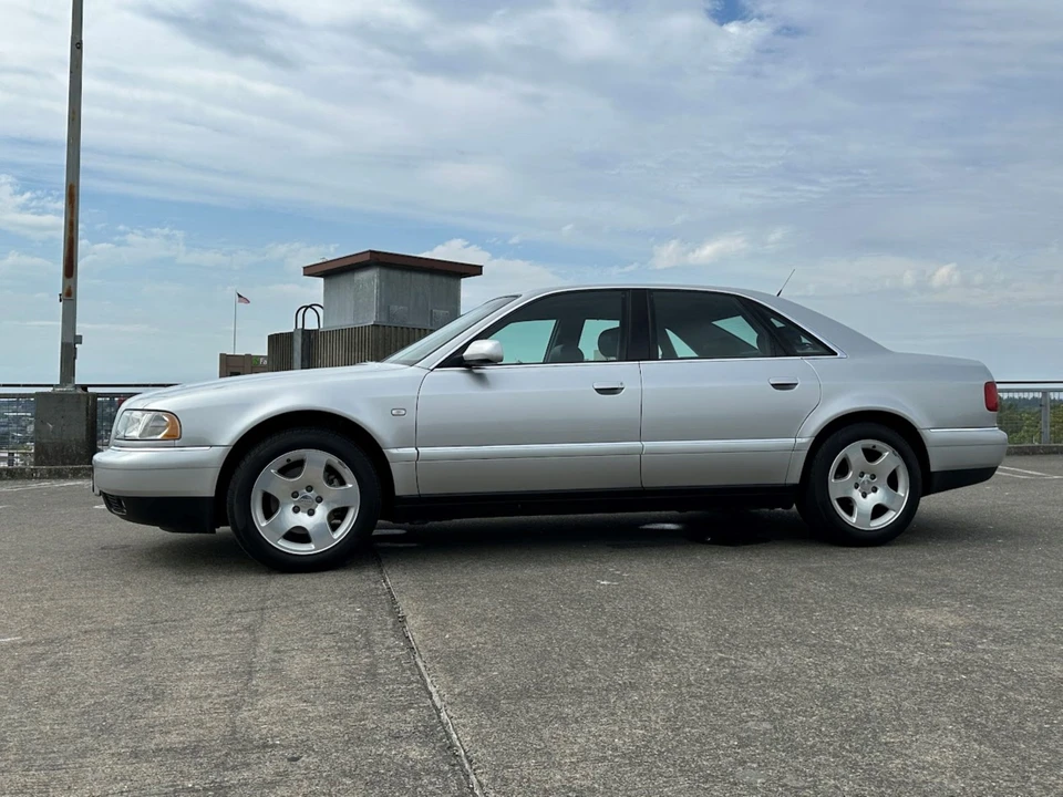 2000 Audi D2 A8 - Image 16 of 31