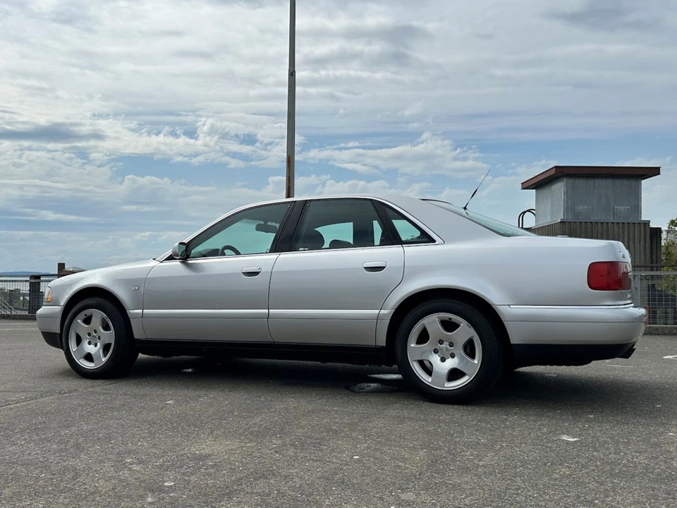 2000 Audi D2 A8 - Image 22 of 31