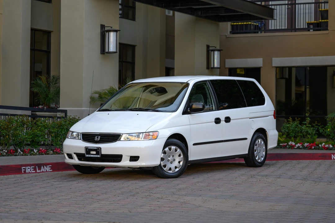 2000 Honda Odyssey - Image 10 of 31