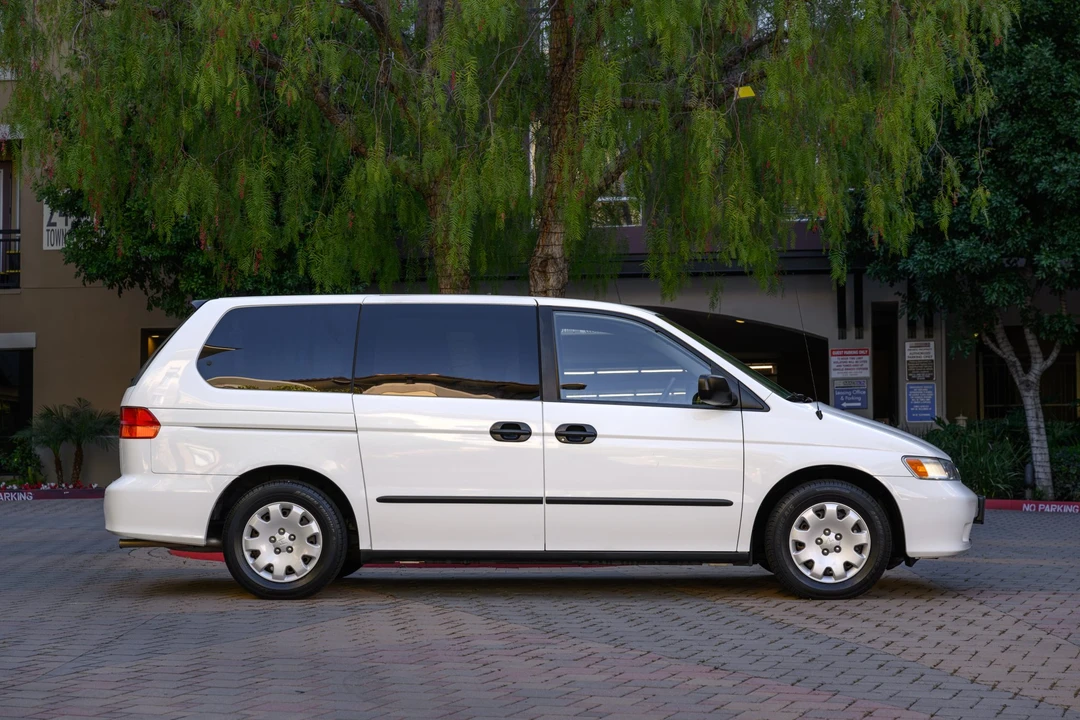 2000 Honda Odyssey - Image 20 of 31