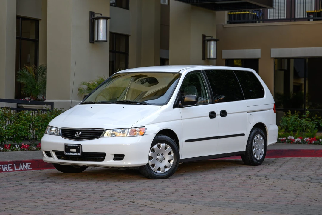 2000 Honda Odyssey - Image 9 of 31