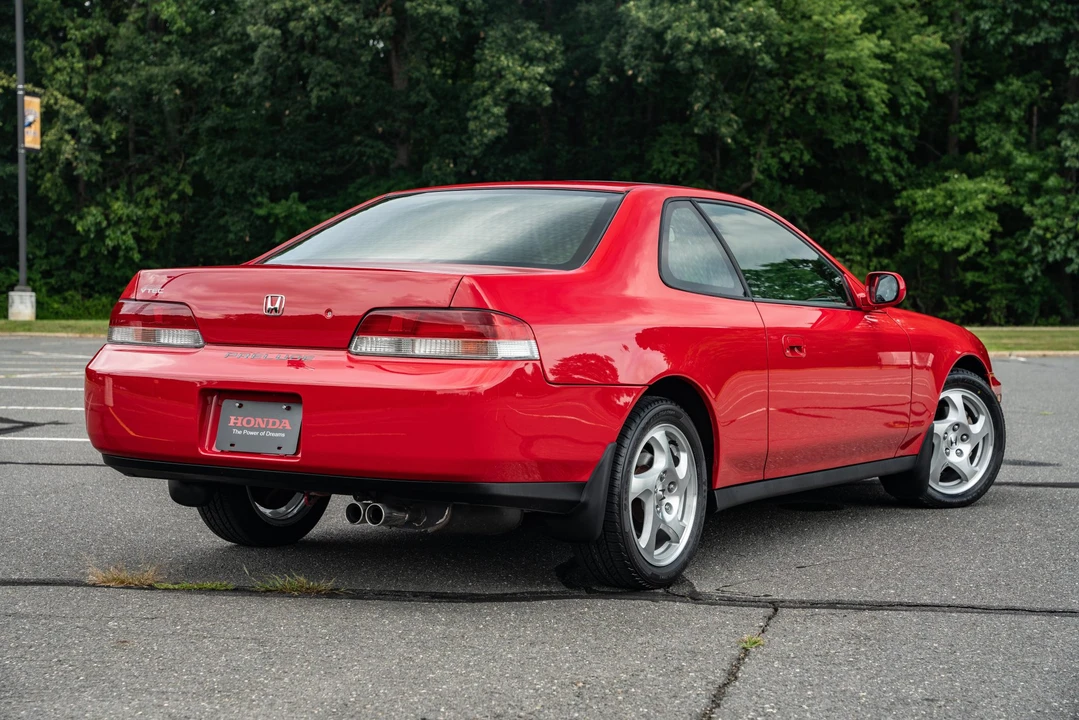 2000 Honda Prelude 5th Gen - Image 15 of 31