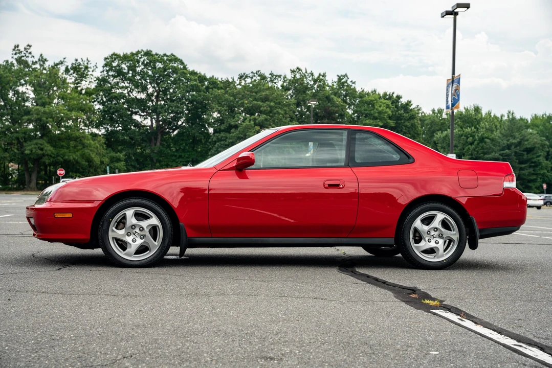 2000 Honda Prelude 5th Gen - Image 24 of 31