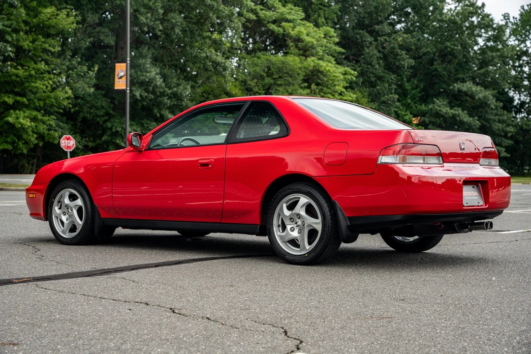 2000 Honda Prelude 5th Gen - Image 21 of 31
