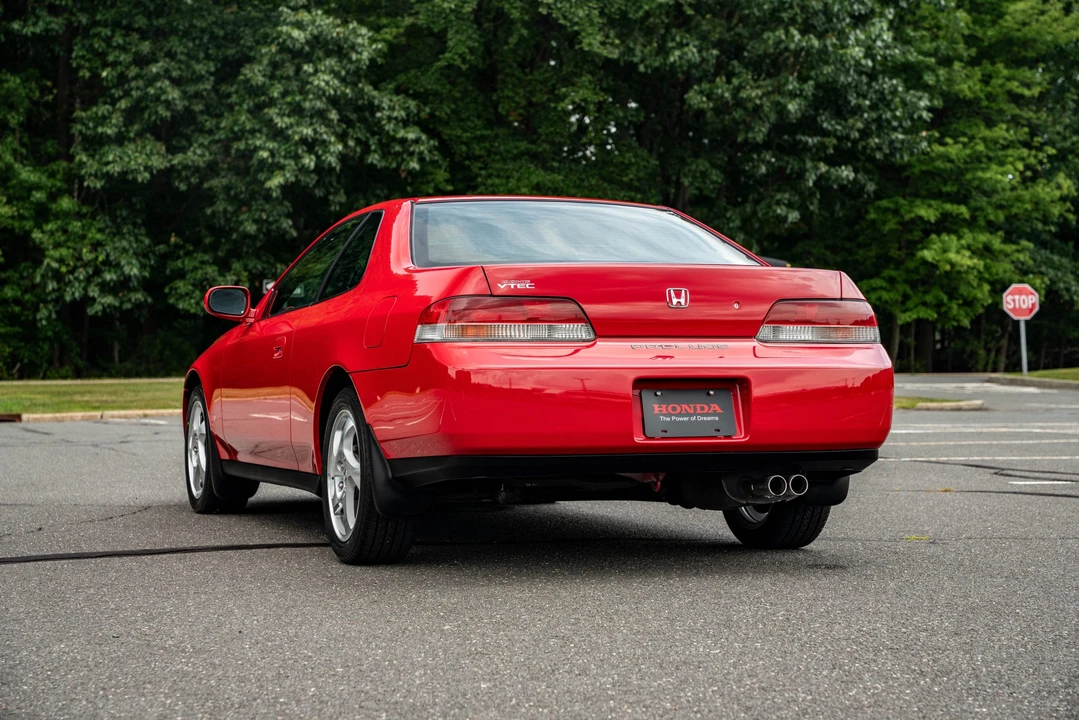 2000 Honda Prelude 5th Gen - Image 19 of 31