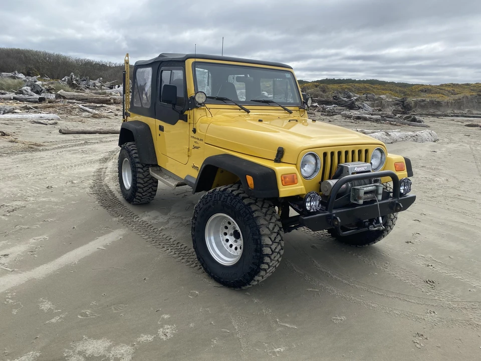 2000 Jeep TJ Wrangler - Image 19 of 31