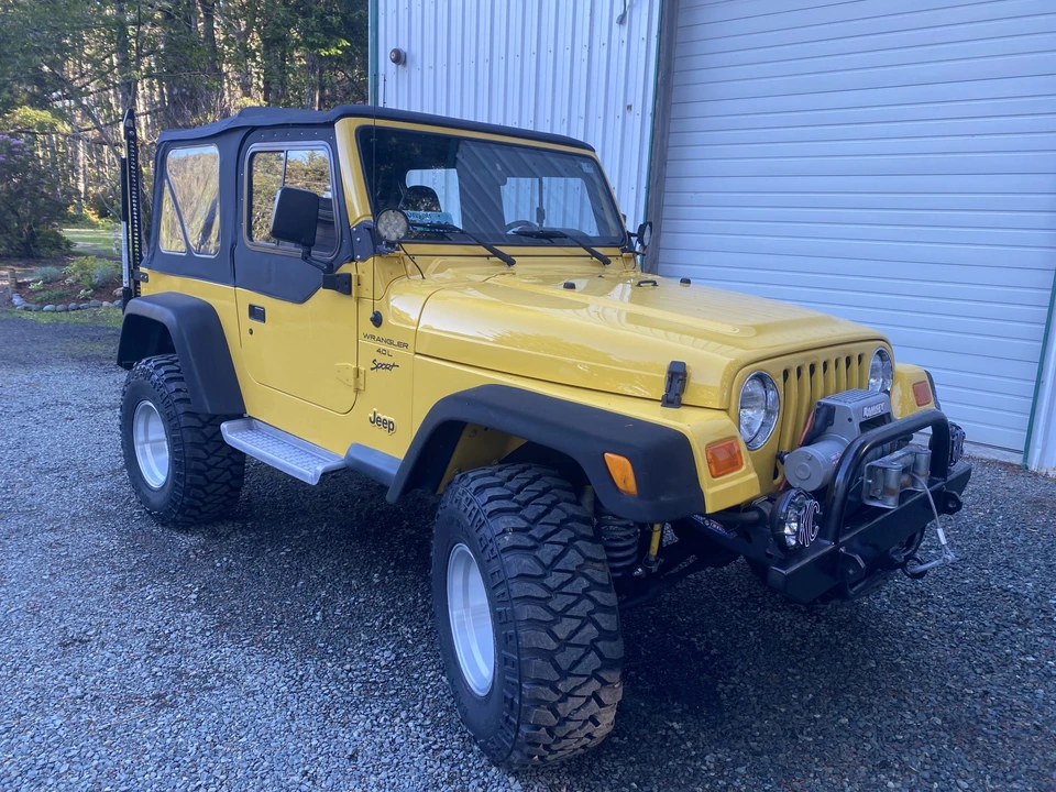2000 Jeep TJ Wrangler - Image 9 of 31