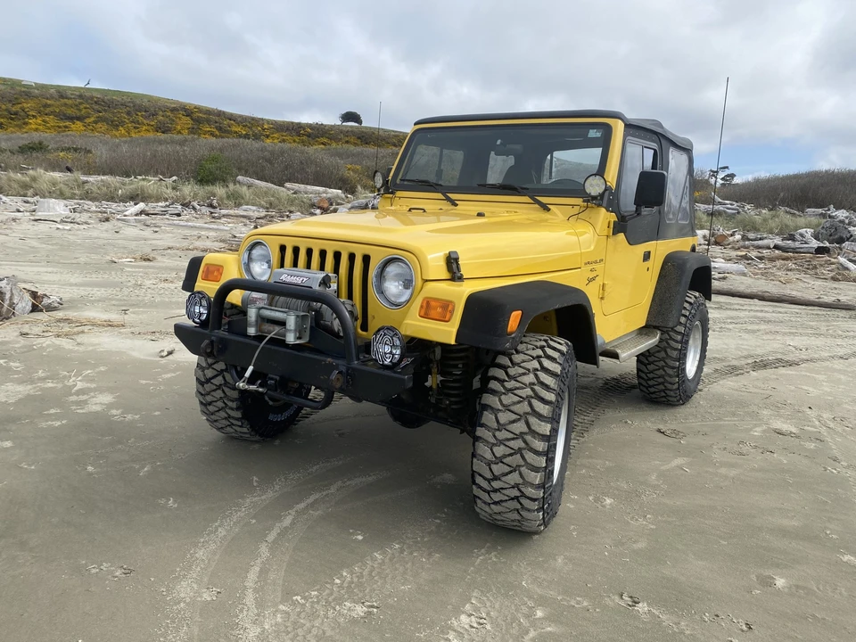 2000 Jeep TJ Wrangler - Image 18 of 31